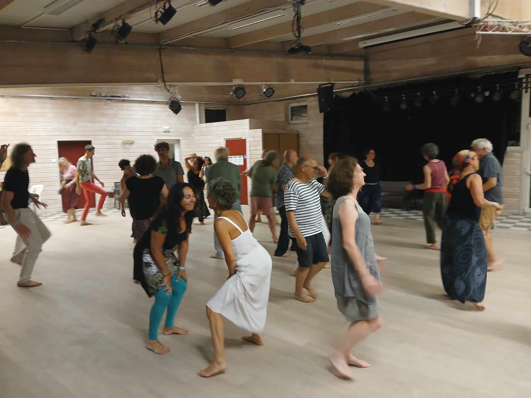 Danse libre, improvisée et intuitive à Lille – Fives