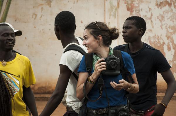 « Camille » : Récit d&rsquo;une guerre oubliée et hommage à une jeune photographe disparue