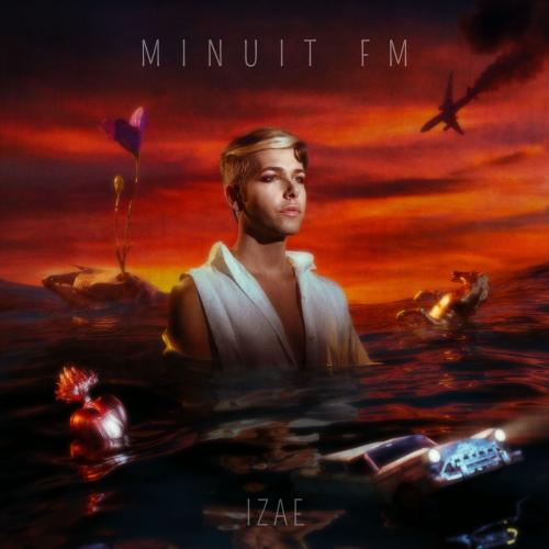 Entretien avec Izae, artiste multifacette entre pop française et new wave