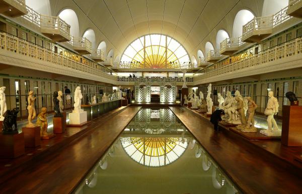 La Piscine de Roubaix rouvre ses portes et mieux vaut réserver !