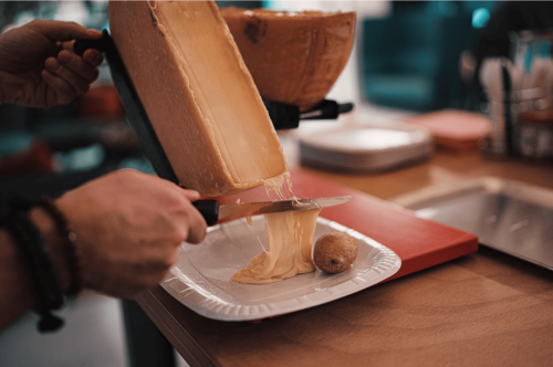 Quelques adresses cosy pour manger de la raclette